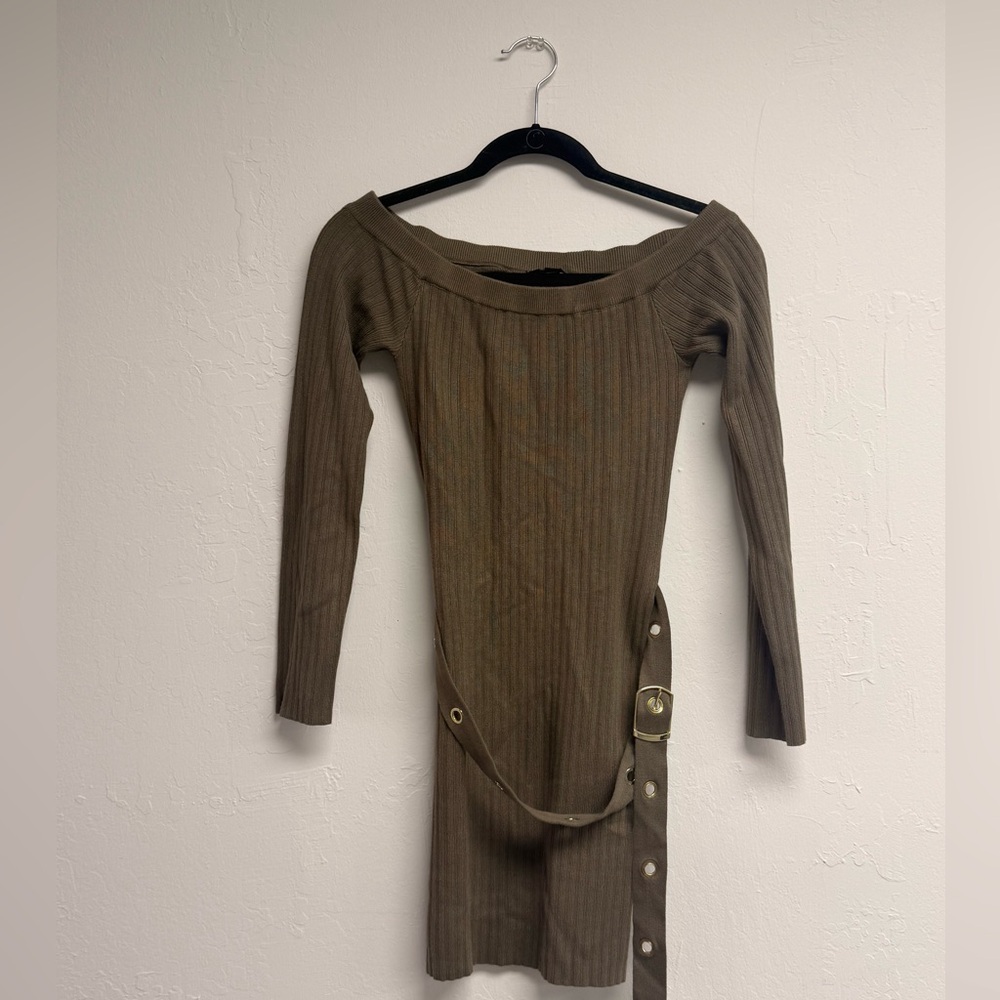 GBG Los Angeles Off Shoulder Sweater Dress - Like NEW